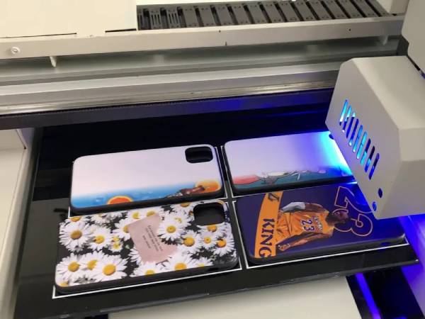 Các kỹ thuật in UV tạo hiệu ứng đặc thù