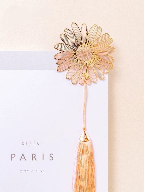 Bookmark bế khuôn